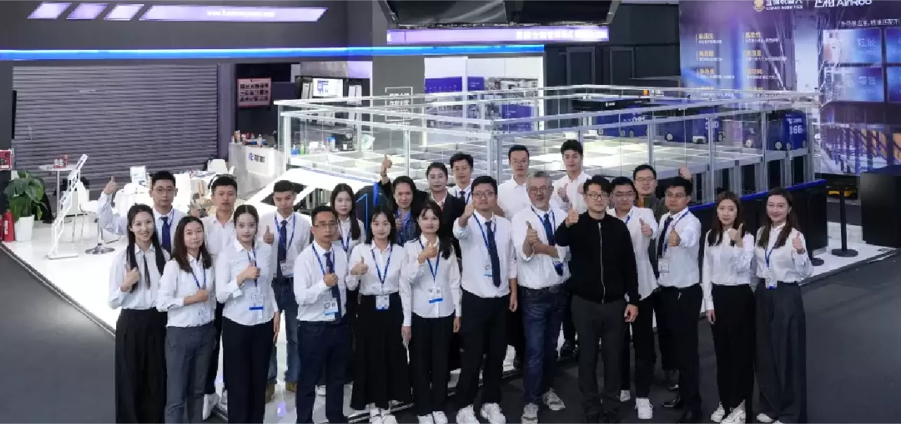  Shines at CeMAT ASIA 2024, Reshaping Warehouse Management Models and Leading a New Era of Cube Storage